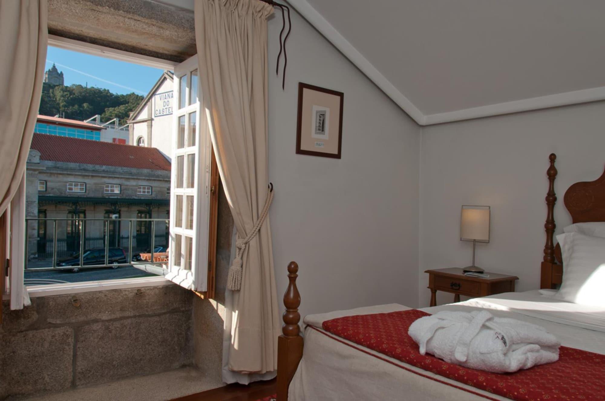 Casa Melo Alvim - By Unlock Hotels Viana do Castelo Bagian luar foto